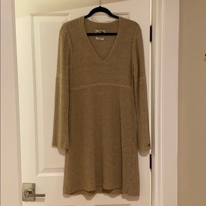 North Face Tan Sweater Dress Size Medium